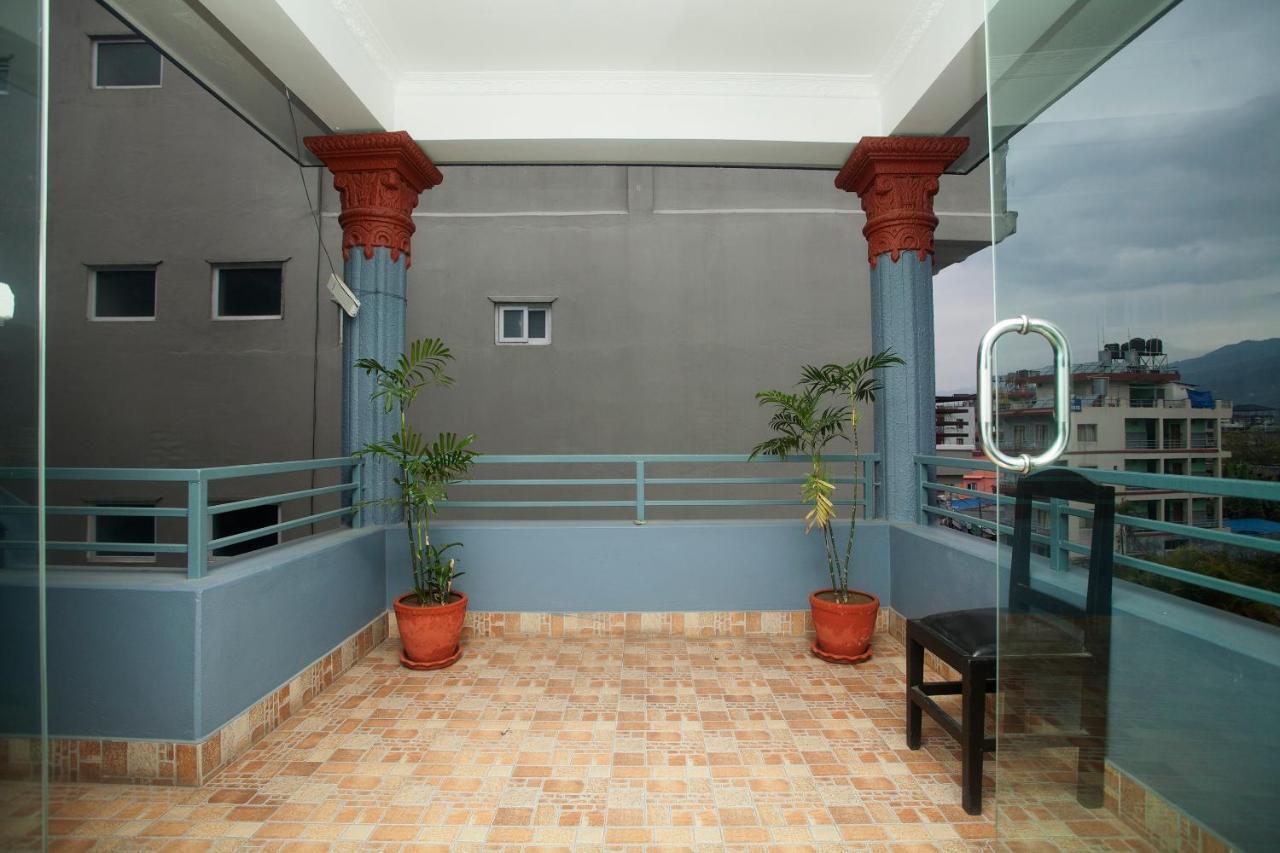 Hotel Bougainvillea Pokhara Extérieur photo